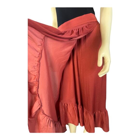 Elle Asymmetrical wrap effect ruffled midi skirt size medium - Picture 11 of 13